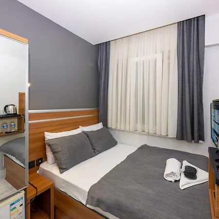 Mayza Hotel 3*