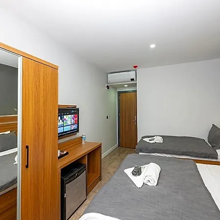 Otel Mayza 3*